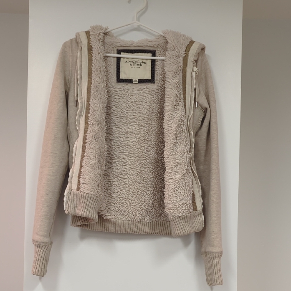 Y2K Abercrombie & Fitch Light Tan Fleece Hoodie